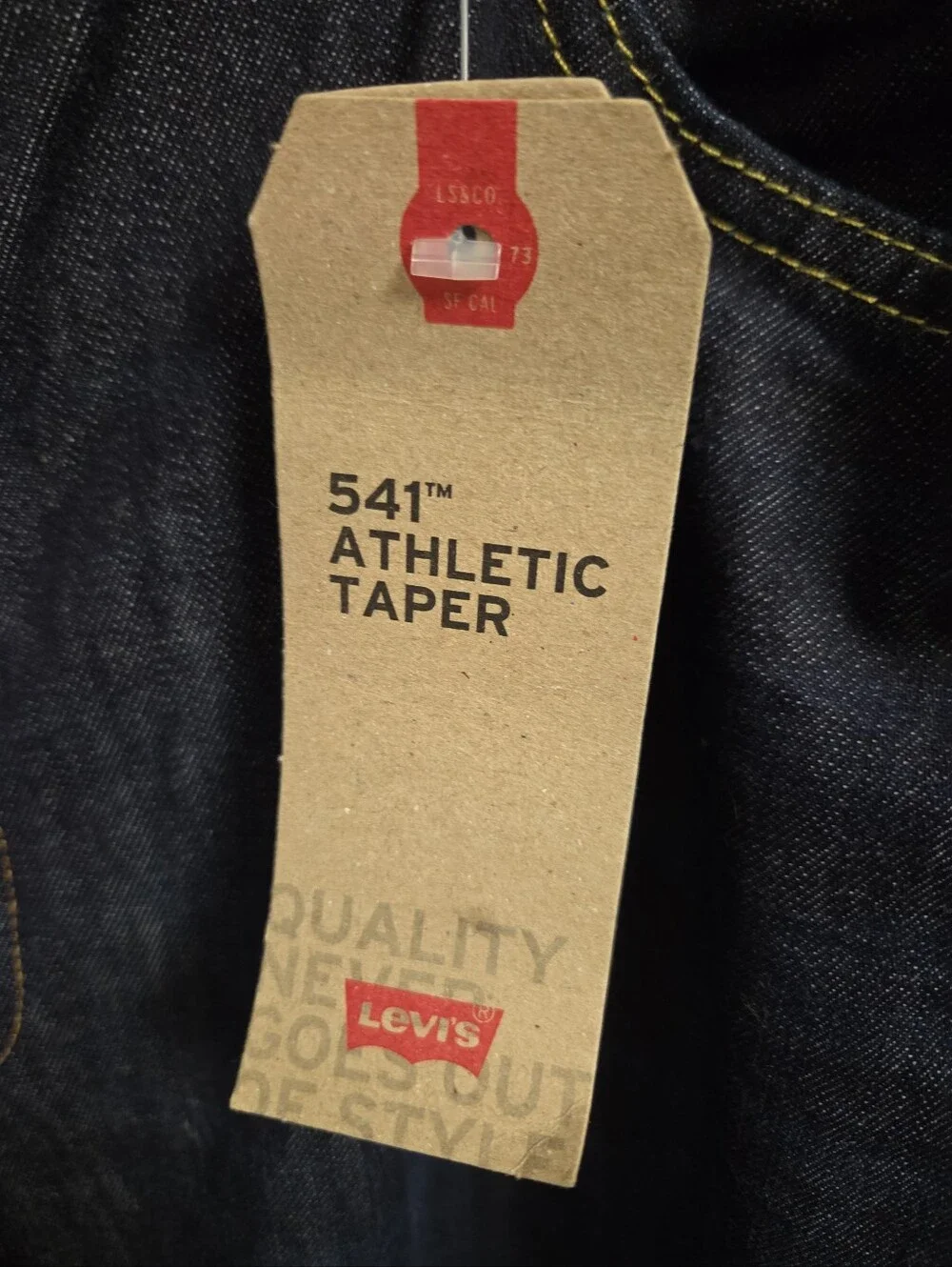 Levi's Jeans Men's 38x32 Athletic Fit Taper 541 Stretch  Blue